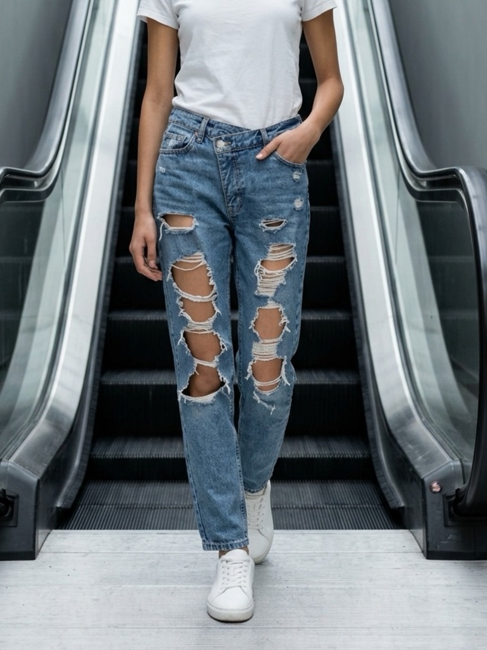 Aeropostale Light Blue Distressed Boyfriend Jeans